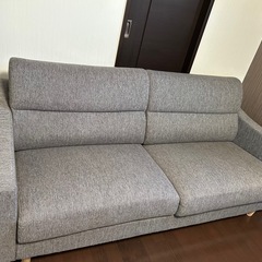 ソファーの画像