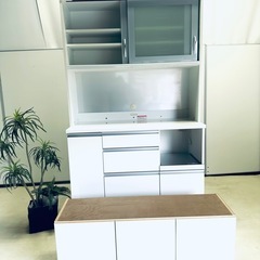 SUNNY Takahashi works 食器棚キッチンボードの画像