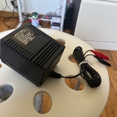 バイク用　バッテリー充電器