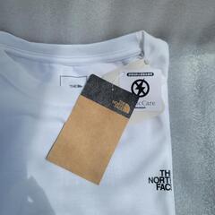 【最終価格】新品 THE NORTH FACE Tシャツ 白(XL)