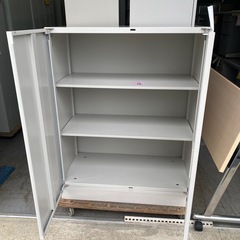 両開き書庫の画像