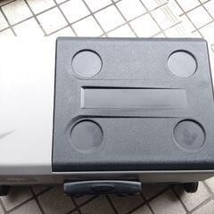 新品、未使用　バッテリー内蔵 30L ひえひえ冷蔵冷凍庫 CLB...