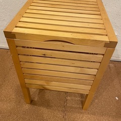 IKEA MOLGER　 イケアモルゲル　収納スツールの画像