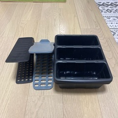 靴箱に靴を収納する時に使う物
