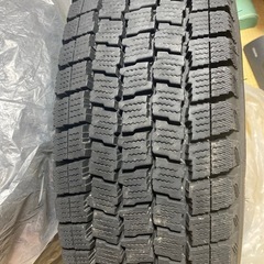 ハイエースサイズスタッドレスの画像