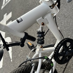 (422)￥11000(税込) Three Stone 折り畳み　自転車　タイヤ20インチの画像
