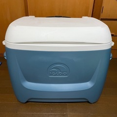 IGLOO 
イグルー クーラーボックス