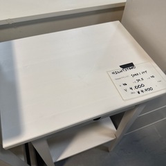 IKEA サイドテーブルの画像