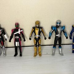 【中古玩具】ヒーロー玩具　仮面ライダー人形セット
