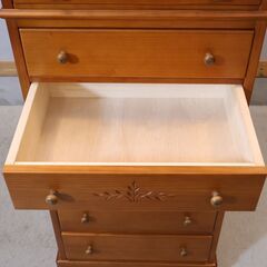 TOKAIKAGU(東海家具)のPine Village チェストです。ナチュラルな木の
