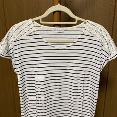 しまむら　ボーダーカットソー　L  夏物の画像
