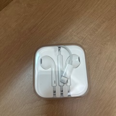 iPhone付属イヤフォン