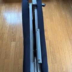 折りたたみ式ベッドの画像