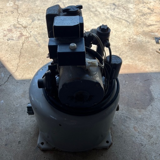 サンヨー井戸ポンプ　SANYO