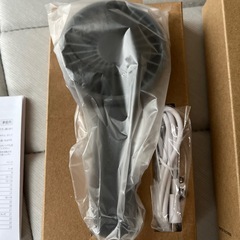 【新品】無印良品  充電式 コンパクト　ハンディファン の画像