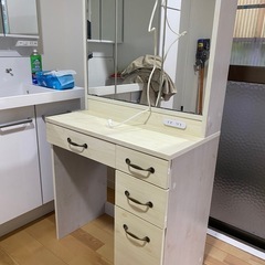 決まりました!!ドレッサーの画像
