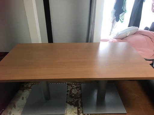 ダイニングテーブル