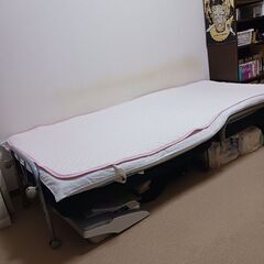 配達可!!折りたたみパイプベッド　シングル