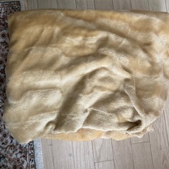 毛布　カーペット　アクリル製