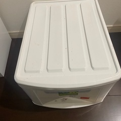 衣装ケース　引き出し型