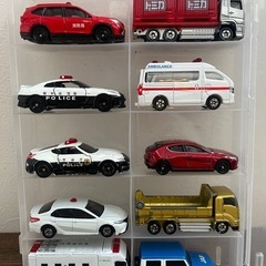 トミカ　計１０個　