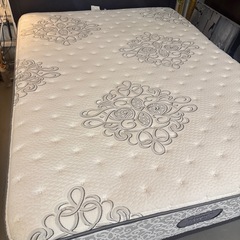 クイーンベッドセットの画像