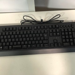 天)RAZER CYNOSA V2 ゲーミングキーボードの画像