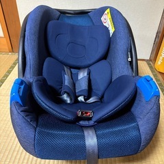 (明日まで！)マムズキャリー　チャイルドシート新生児〜1歳ごろの画像