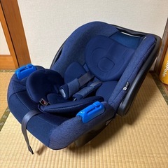 マムズキャリー　チャイルドシート新生児〜1歳ごろ