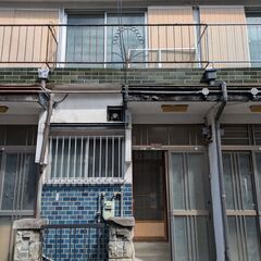 【現在外装内装リフォーム中！！】枚方市2階建てテラスハウス…