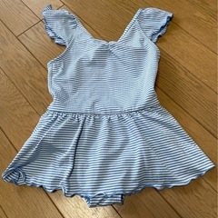 GU キッズ　女の子　細ボーダー柄ワンピース水着　110cm ブルー　水色の画像