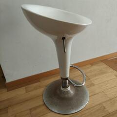カウンターチェアの画像