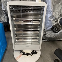 山善電気ストーブ18年製