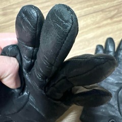 Ted Baker テッドベイカー レザー 手袋 黒 ブラック ゴールド リボンの画像