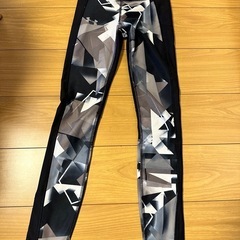 アンダーアーマー　レギンス