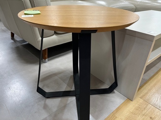 【新生活応援】MoMA サイドテーブル入荷！749 新生活応援】MoMA サイドテーブル入荷！749 【公式通販】