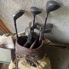 ゴルフクラブ10本セット　キャディバッグ付き