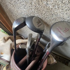 ゴルフクラブ10本セット　キャディバッグ付きの画像
