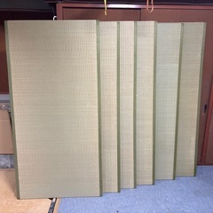 あげます　
畳　60ミリ厚　六畳　六枚セット