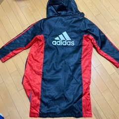 adidas  ジャンバーの画像