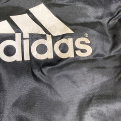 adidas  ジャンバーの画像
