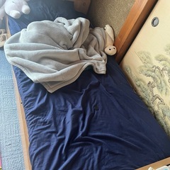 ベッドあげます