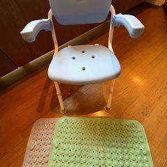 介護用入浴椅子（滑止めマット2枚付）