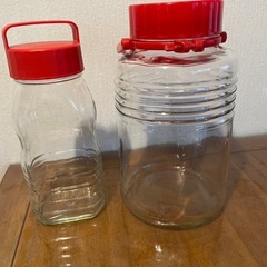 果実酒ビン2個