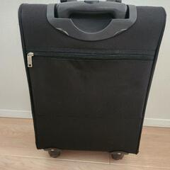 ソフトキャリーバッグ　スーツケースの画像