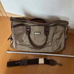 ボストンバッグ👜