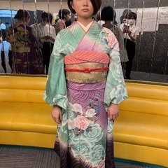 出張ヘアメイクと着付のお店　HANA