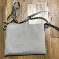 無印良品　撥水サコッシュ　ベージュ
