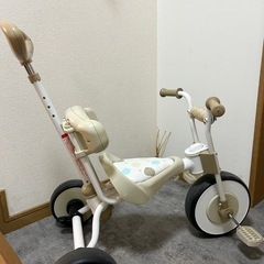 5/25まで 　三輪車　ナチュラルトライク プー＆ハニーの画像