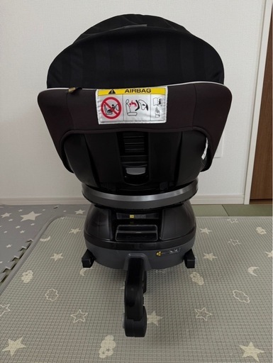 チャイルドシート　コンビ　ISOFIX